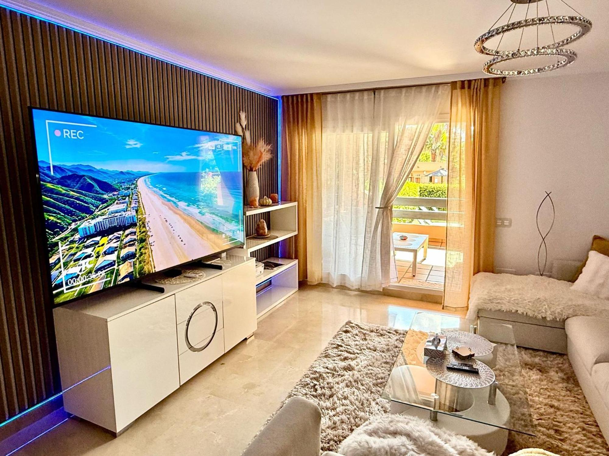 Casares Beach Golf Apartment With Private Garden Direct Pool Access Dış mekan fotoğraf