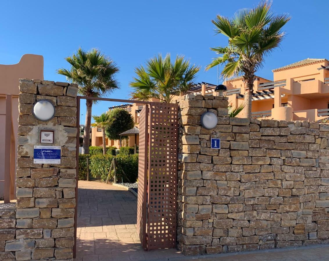 Casares Beach Golf Apartment With Private Garden Direct Pool Access Dış mekan fotoğraf